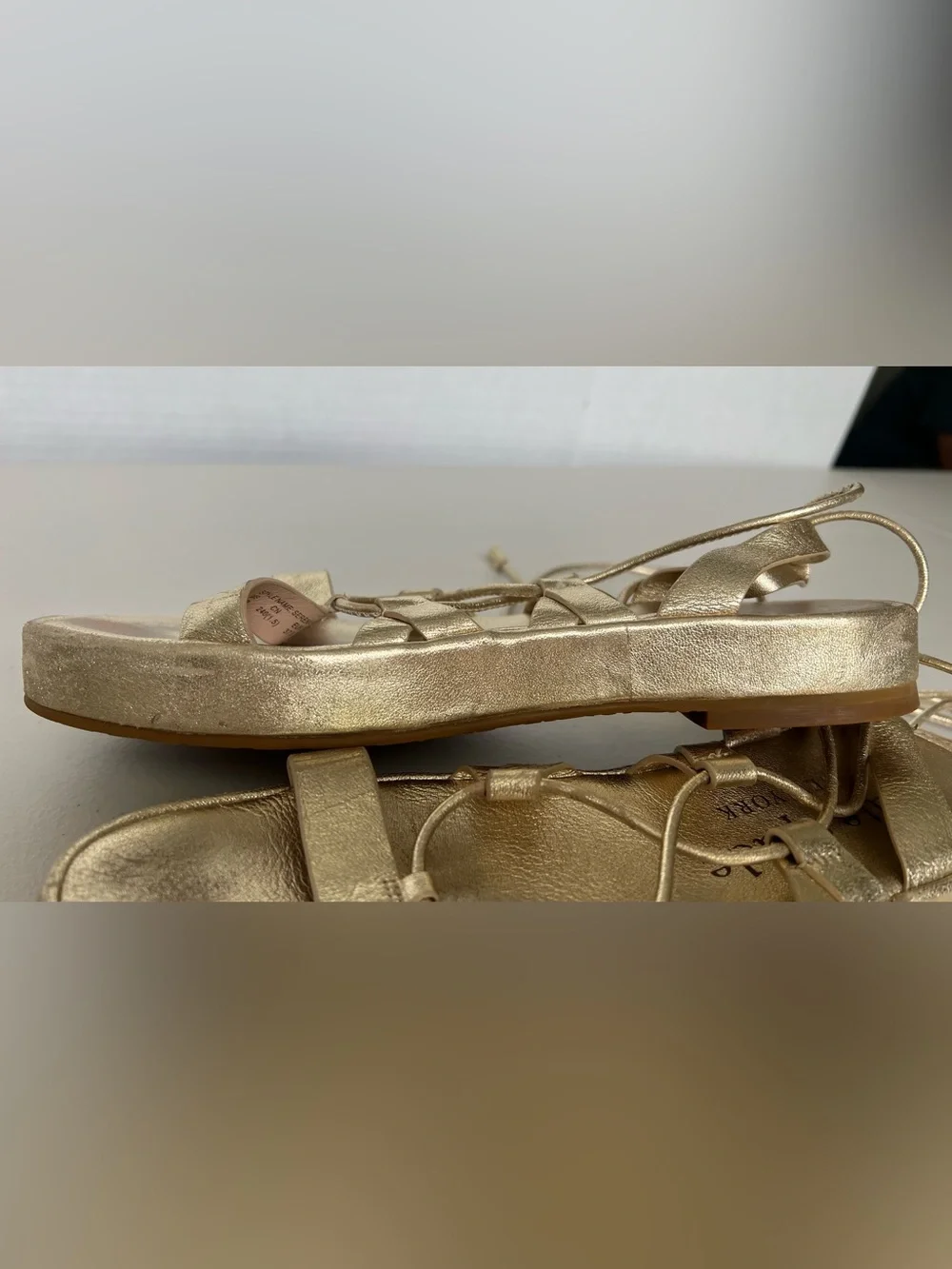 Kate Spade Serena Strappy Sandals Pale Gold Leather Lace Up Gladiator 7B